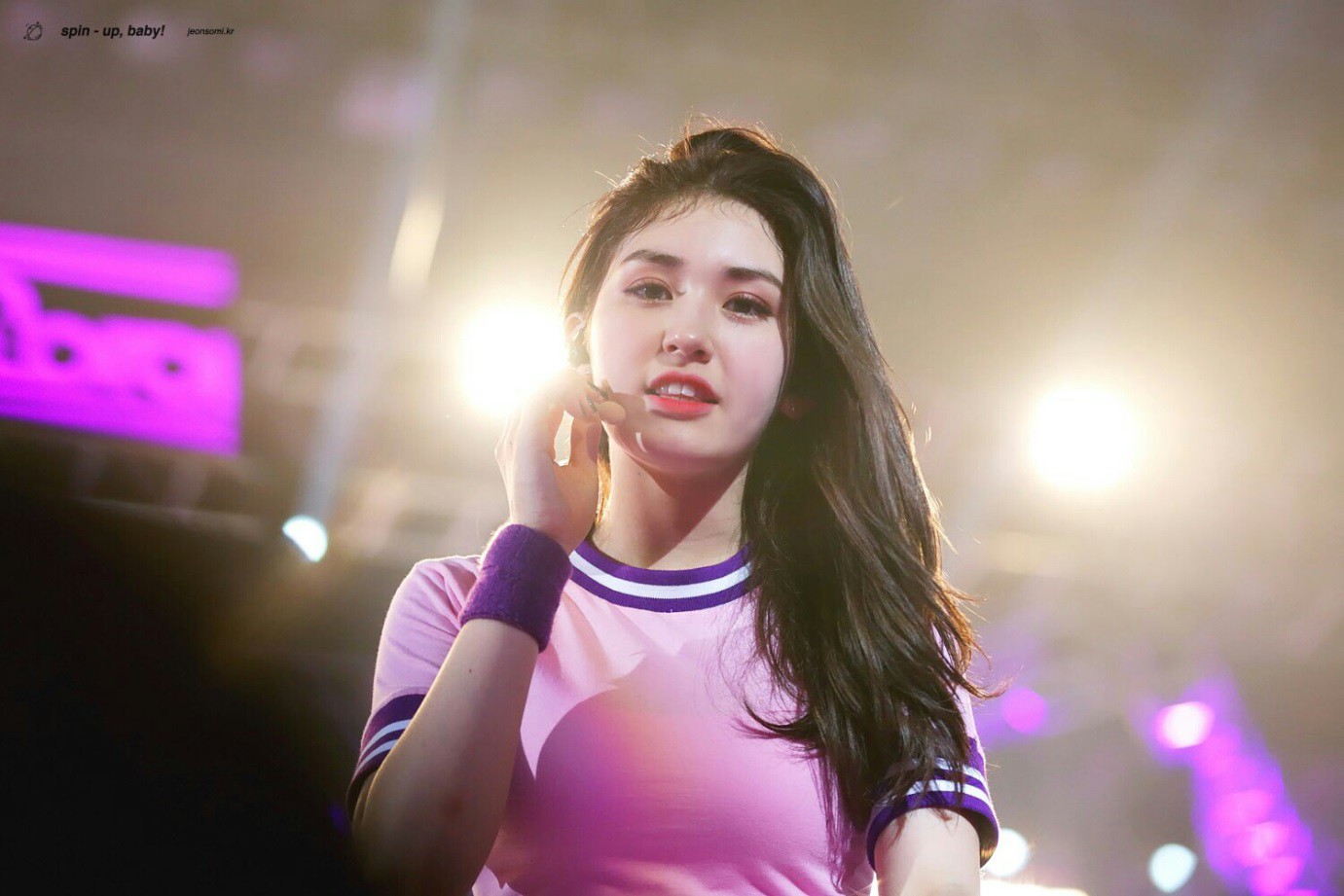 Chùm ảnh: Những công chúa, hoàng tử ngoại quốc của Kpop đẹp rực rỡ trên sân khấu (P.1) - Ảnh 65. Chùm ảnh: Những công chúa, hoàng tử ngoại quốc của Kpop đẹp rực rỡ trên sân khấu (P.1) - Ảnh 65.