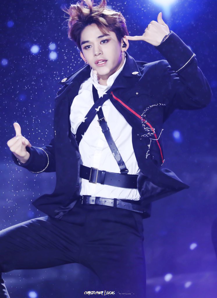Chùm ảnh: Những công chúa, hoàng tử ngoại quốc của Kpop tỏa sáng rực rỡ trên sân khấu (P.2) - Ảnh 21.