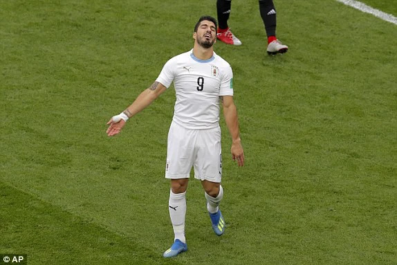 Suarez bỏ lỡ không tưởng, Uruguay vẫn hạ Ai Cập ở phút 89 - Ảnh 5.