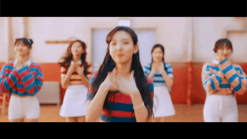 TWICE tung MV x&agrave;o lại hit của The Jackson 5 với phong c&aacute;ch cực k&igrave; vui nhộn - Ảnh 3.