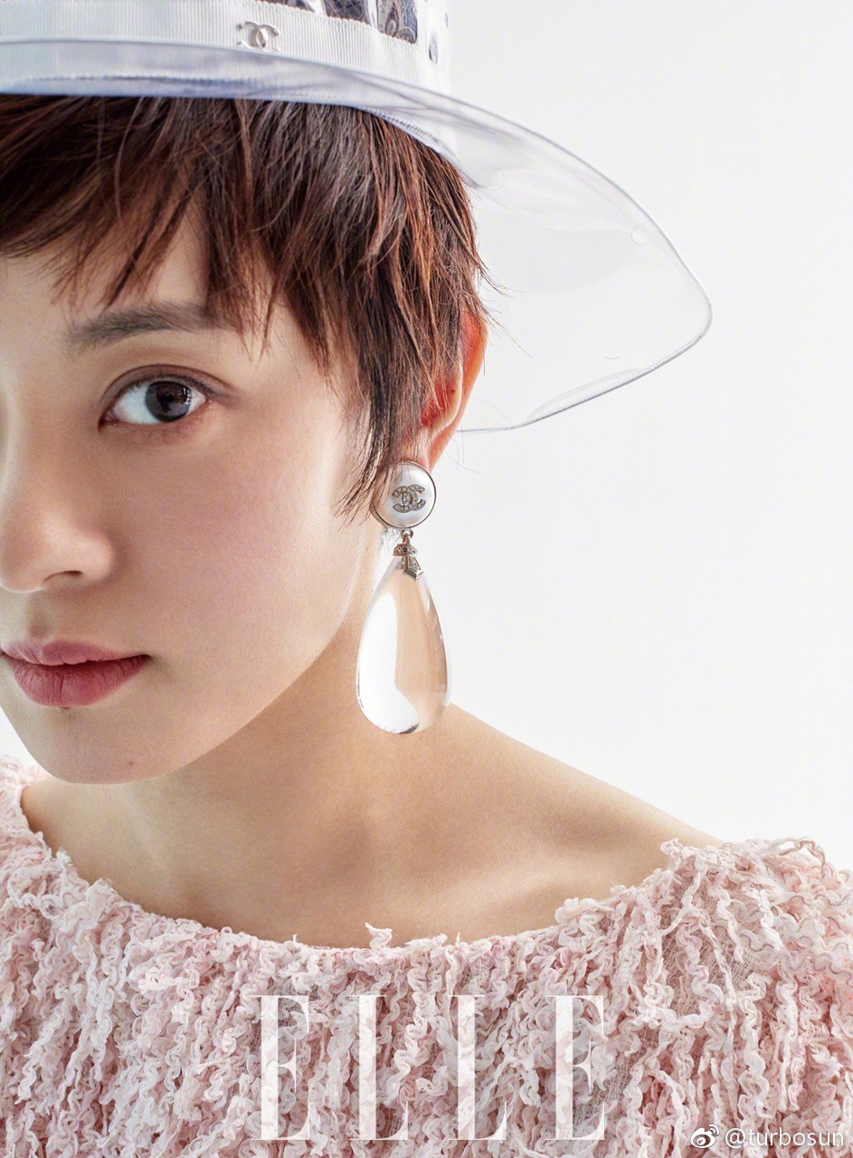 Nghịch lý showbiz: Người thừa nhận dao kéo ngày càng đẹp tự nhiên, kẻ chối bay chối biến lại lộ di chứng thẩm mỹ - Ảnh 14. Nghịch lý showbiz: Người thừa nhận dao kéo ngày càng đẹp tự nhiên, kẻ chối bay chối biến lại lộ di chứng thẩm mỹ - Ảnh 14.