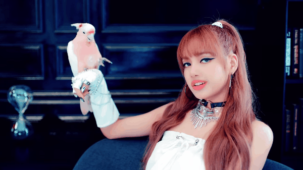 Black Pink ra MV nhạc chất, si&ecirc;u sang chảnh, Lisa l&agrave; nữ ho&agrave;ng lần n&agrave;y- Ảnh 5.