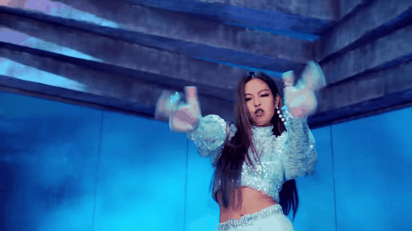 Black Pink ra MV nhạc chất, si&ecirc;u sang chảnh, Lisa l&agrave; nữ ho&agrave;ng lần n&agrave;y - Ảnh 9.