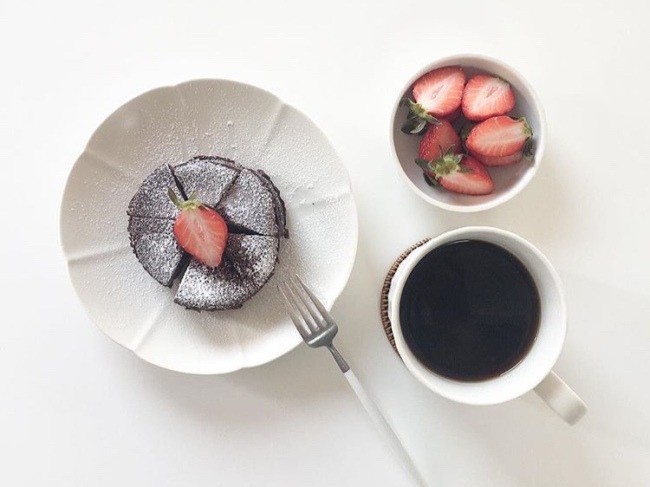 Một miếng nhỏ hạnh phúc: trào lưu xuất phát từ sách của Haruki Murakami đã lan ra thế giới - Ảnh 1. Một miếng nhỏ hạnh phúc: trào lưu xuất phát từ sách của Haruki Murakami đã lan ra thế giới - Ảnh 1.