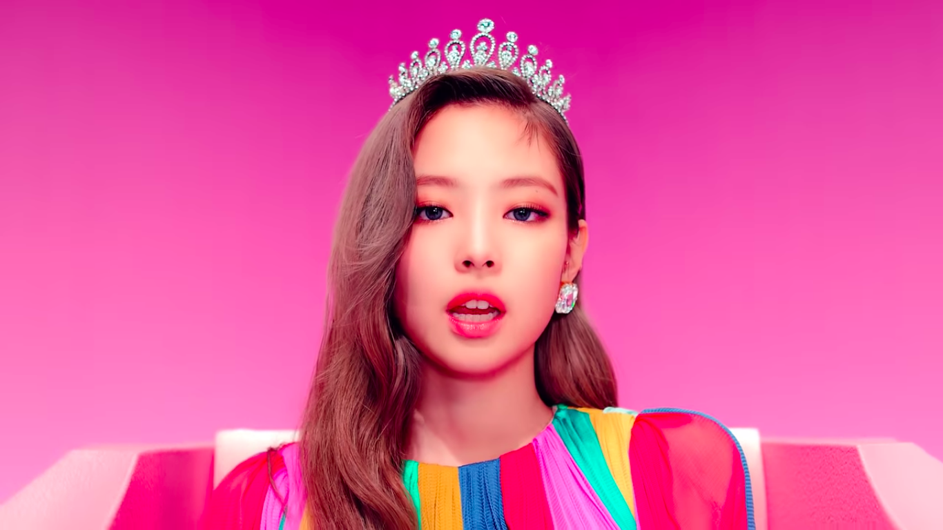 Nguy hiểm không kém Taylor Swift, Black Pink cũng để lại 17 thông điệp ẩn đầy tính khiêu chiến trong MV mới - Ảnh 23.