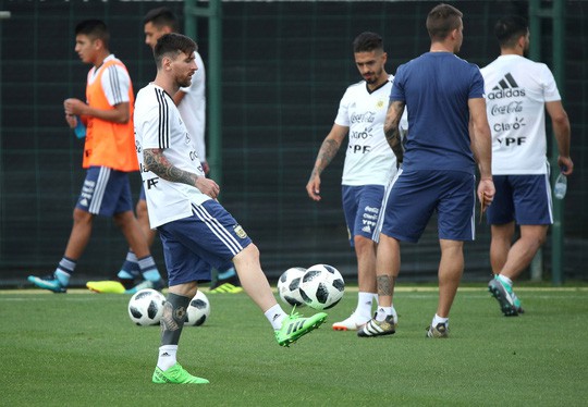 Messi - Hơi thở của bóng đá Argentina - Ảnh 2.