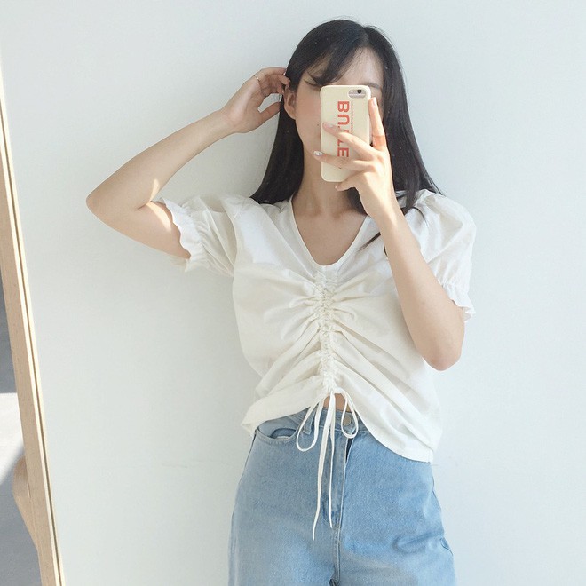 5 dáng áo blouse này đã gây sốt suốt từ đầu hè, hội chị em bánh bèo không nên bỏ qua bất cứ mẫu nào - Ảnh 10.