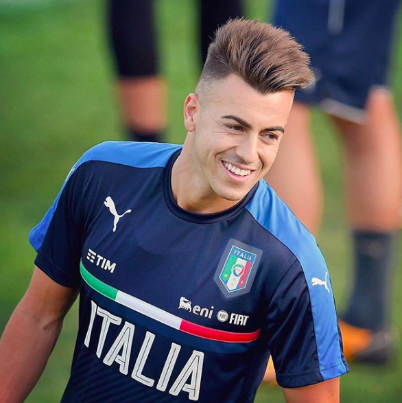 Nhìn vào dàn cực phẩm này mới thấy đội tuyển Ý không tham gia World Cup quả là một sự đáng tiếc lớn! - Ảnh 15.