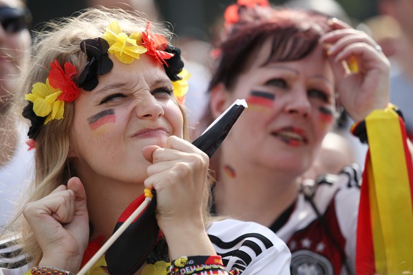 Fan nữ Mexico lấn át nhan sắc Đức trên khán đài World Cup 2018 - Ảnh 9.