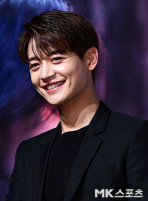 Sự kiện hội tụ dàn sao VIP cực phẩm: Minho nổi bật hơn hẳn 2 thánh sống xứ Hàn, Han Hyo Joo mắt sưng vù kém sắc - Ảnh 20.