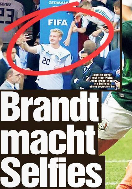 Trai đẹp tuyển Đức bị truyền thông nước nhà lên án vì selfie tươi cười sau trận thua sốc Mexico - Ảnh 1.