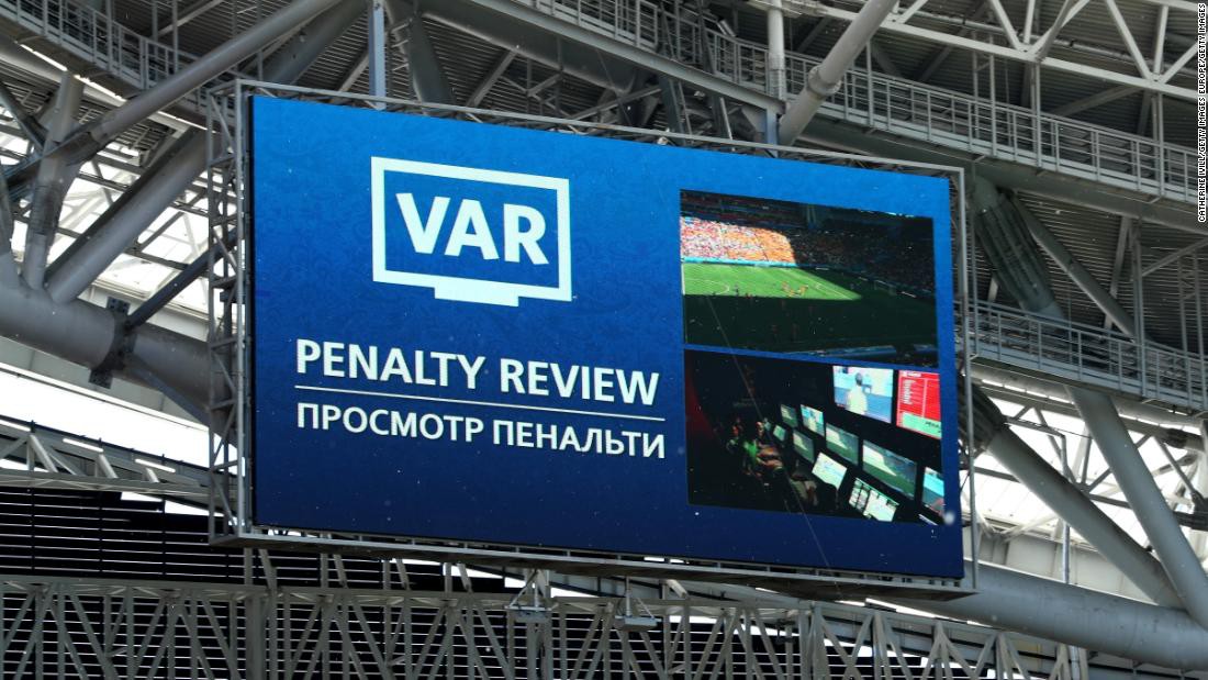 Toàn cảnh vận hành công nghệ VAR của World Cup 2018: Nơi đưa ra những phán quyết sinh sát quyền lực nhất - Ảnh 17.