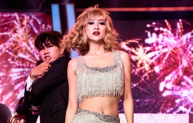 Xem lại các phiên bản Taylor Swift tại Gương mặt thân quen, ai giống nhất? - Ảnh 3.