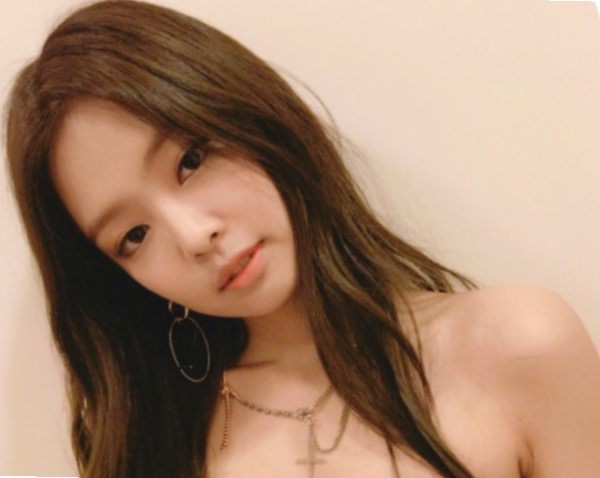 black pink jennie lộ ảnh cởi trần hoàn toàn và sự thật được tiết lộ