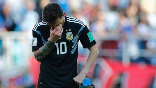 “Messi đau khổ và khóc nhiều vì giấc mơ vô địch World Cup” - Ảnh 2.
