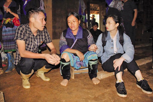 Nỗi niềm những nữ ph&oacute;ng vi&ecirc;n lấy đ&ecirc;m l&agrave;m ng&agrave;y - Ảnh 1.