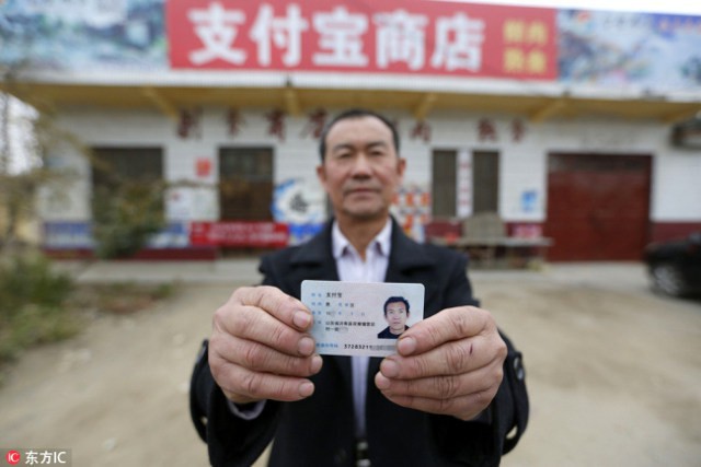 Trung Quốc: Phát hiện người đàn ông giống hệt Jack Ma rao bán nấm rừng ở ven đường - Ảnh 5.
