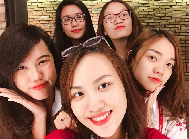 Nhan sắc đời thường của 3 nữ sinh Ngoại thương lọt v&agrave;o chung kết Hoa hậu Việt Nam 2018 - Ảnh 3.
