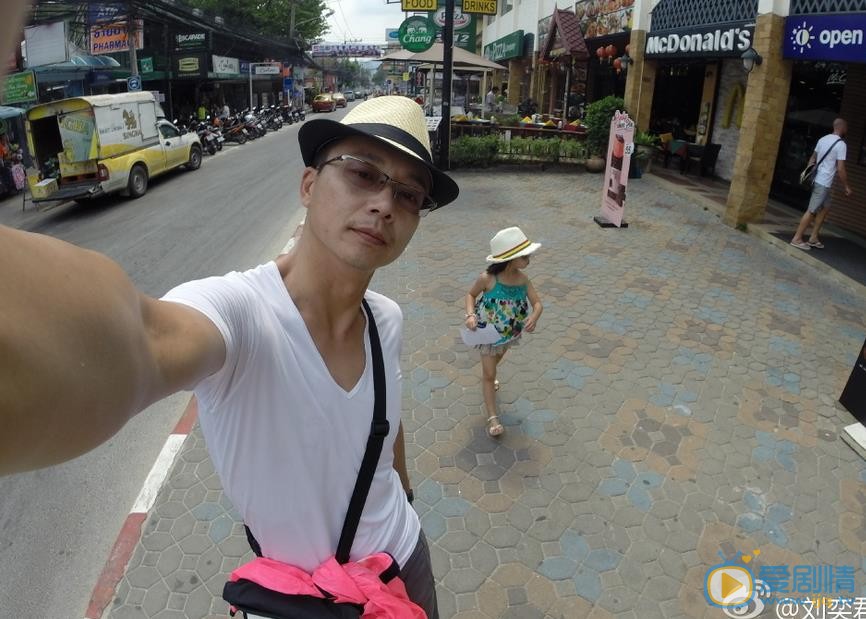 “Phù Dao” và dàn diễn viên ồn ào: Hoàng hậu vướng scandal quỵt tiền từ thiện, Trưởng Tôn lăng nhăng thích ăn vụng? - Ảnh 24. “Phù Dao” và dàn diễn viên ồn ào: Hoàng hậu vướng scandal quỵt tiền từ thiện, Trưởng Tôn lăng nhăng thích ăn vụng? - Ảnh 24.