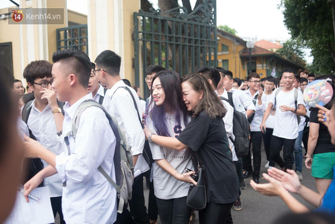 Thạc sĩ Văn học: Đề thi Ngữ văn không chỉ dành cho học sinh mà là vấn đề cả xã hội cần suy ngẫm - Ảnh 1. Thạc sĩ Văn học: Đề thi Ngữ văn không chỉ dành cho học sinh mà là vấn đề cả xã hội cần suy ngẫm - Ảnh 1.