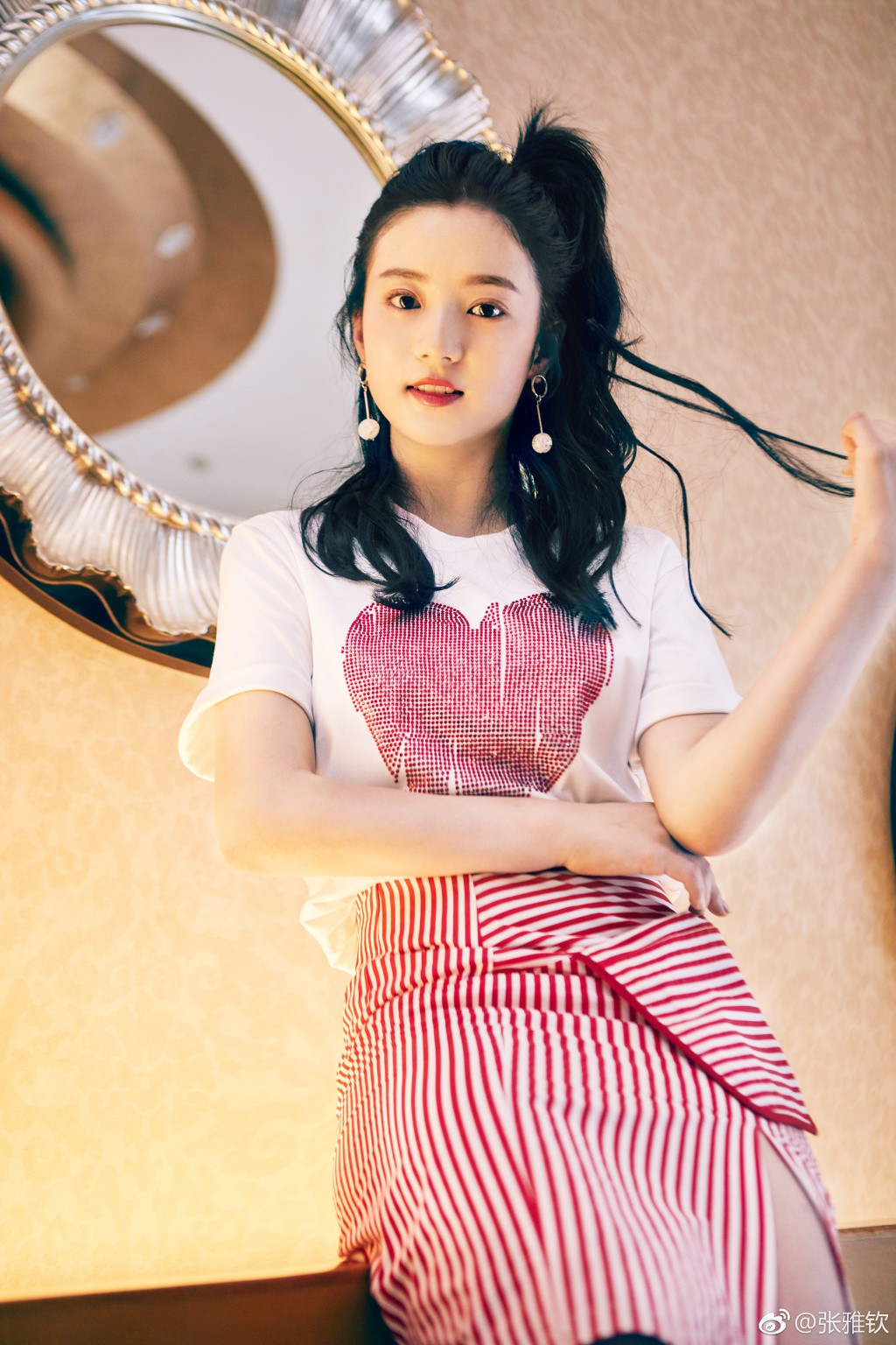 “Phù Dao” và dàn diễn viên ồn ào: Hoàng hậu vướng scandal quỵt tiền từ thiện, Trưởng Tôn lăng nhăng thích ăn vụng? - Ảnh 28. “Phù Dao” và dàn diễn viên ồn ào: Hoàng hậu vướng scandal quỵt tiền từ thiện, Trưởng Tôn lăng nhăng thích ăn vụng? - Ảnh 28.