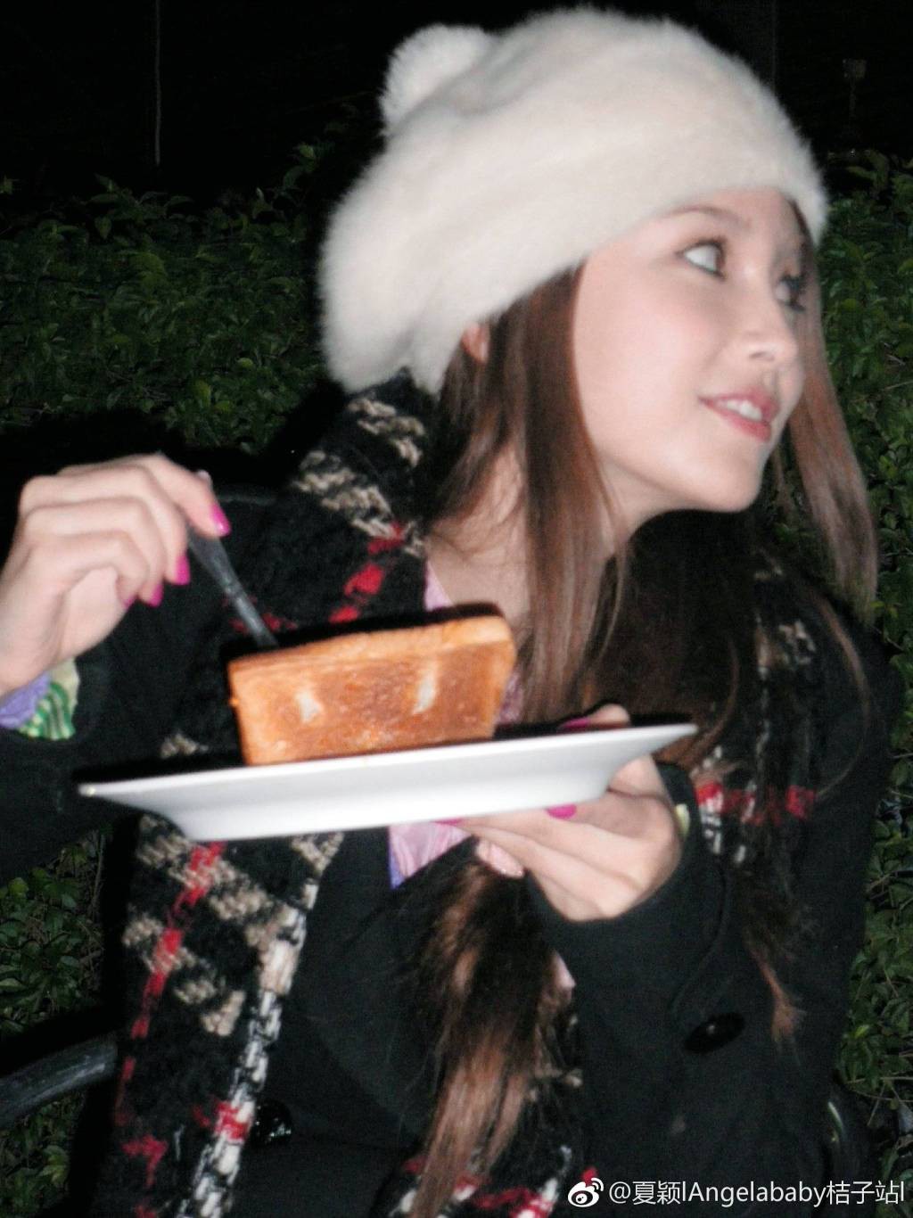 Nhan sắc Angela Baby thời điểm 10 năm trước: Đẹp xuất sắc thế này bảo sao gây tranh cãi! - Ảnh 3. Nhan sắc Angela Baby thời điểm 10 năm trước: Đẹp xuất sắc thế này bảo sao gây tranh cãi! - Ảnh 3.