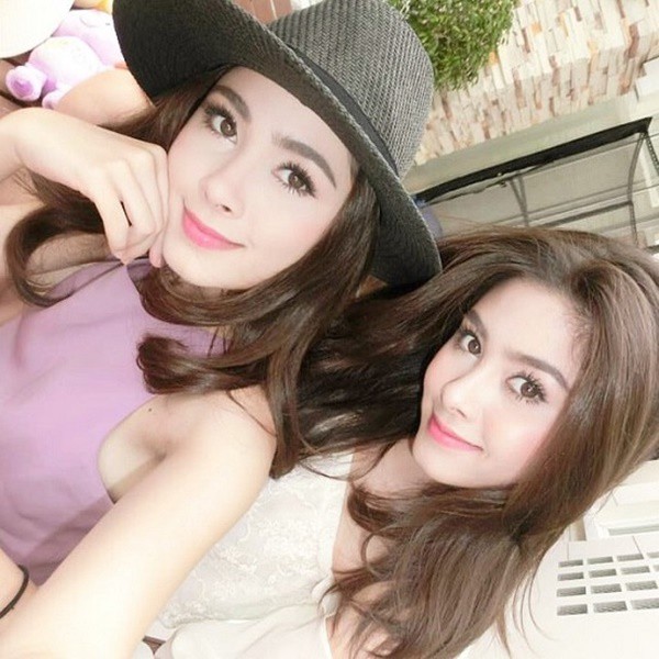 Xinh đẹp lại có gia thế khủng, cặp chị em sinh đôi người Thái được hâm mộ rần rần trên MXH - Ảnh 4.