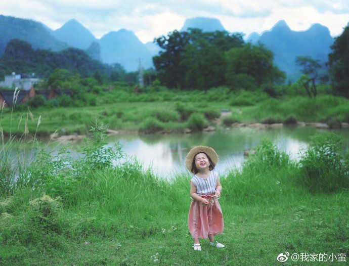 Lớn rồi nhưng Tiểu Man - cô bé ăn cả thế giới vẫn khiến dân mạng nghiêng ngả vì biểu cảm đáng yêu - Ảnh 6.