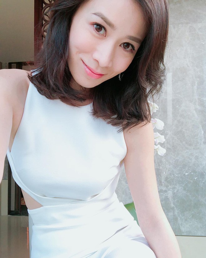 Bước sang tuổi 43, mỹ nh&acirc;n TVB Xa Thi Mạn chẳng ngại khoe mặt mộc trắng hồng kh&ocirc;ng t&igrave; vết - Ảnh 10.