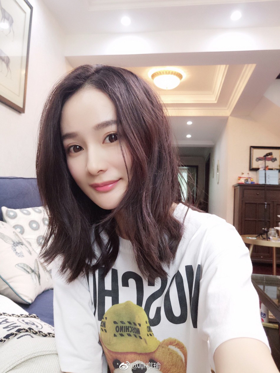 Bản sao Dương Mịch hạ sinh quý tử đầu lòng: Bầu bí tăng cân vẫn xinh không kém minh tinh hạng A - Ảnh 12.