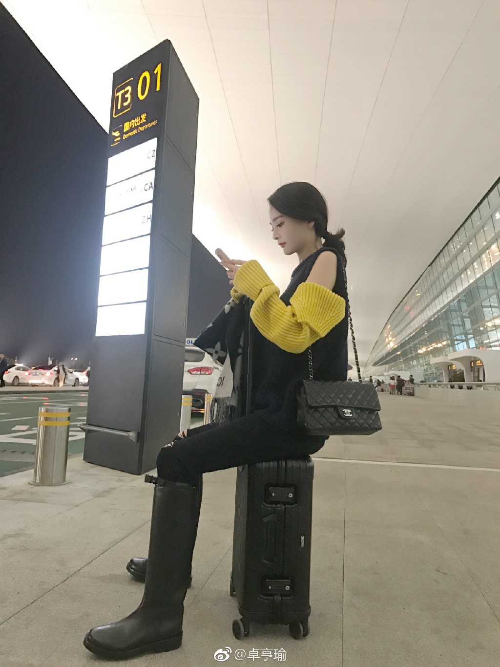 Bản sao Dương Mịch hạ sinh quý tử đầu lòng: Bầu bí tăng cân vẫn xinh không kém minh tinh hạng A - Ảnh 5.