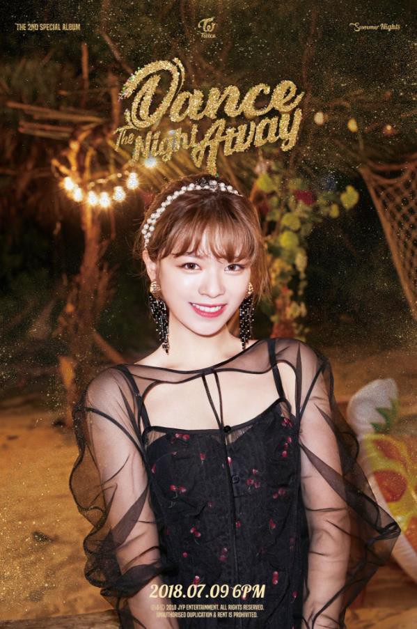 TWICE bèo nhúng trong loạt ảnh nhá hàng album mùa hè - Ảnh 6.