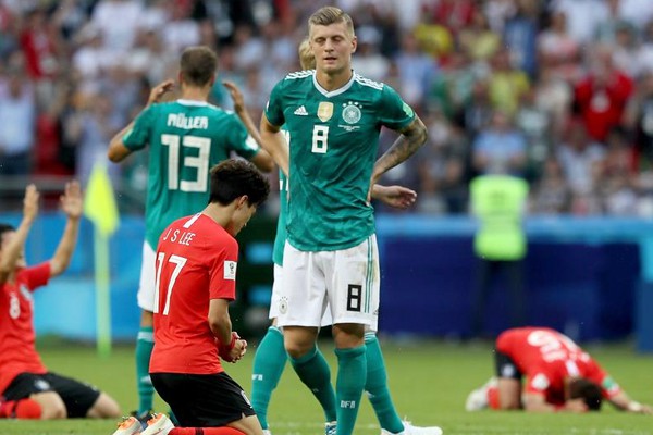 Toni Kroos bị fan chế giễu, bằng đúng cách anh từng làm với Brazil - Ảnh 1.