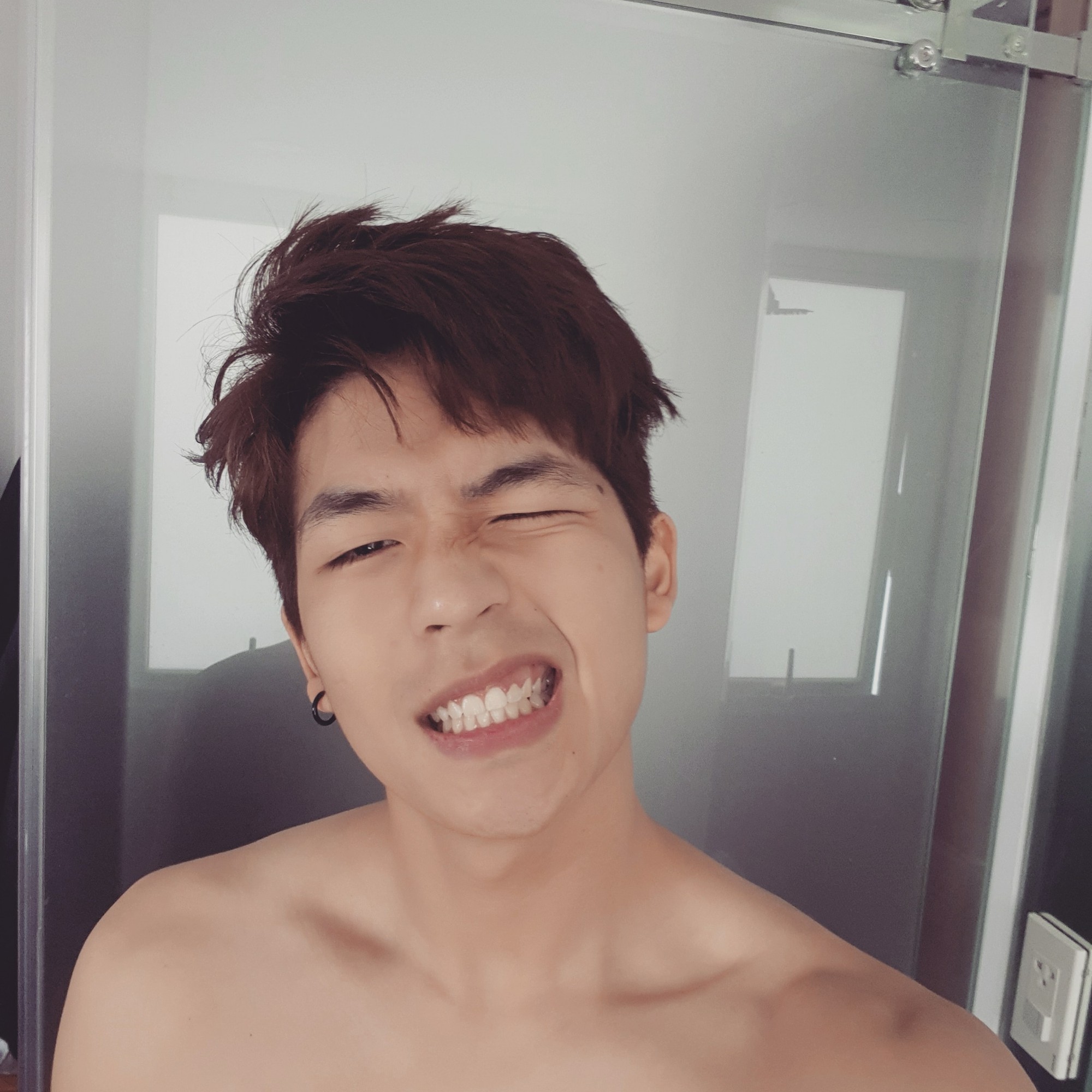 Nhìn bờ vai Thái Bình Dương của 3 chàng trai này mà cô gái nào cũng mong được tựa đầu vào dù chỉ một lần - Ảnh 10. Nhìn bờ vai Thái Bình Dương của 3 chàng trai này mà cô gái nào cũng mong được tựa đầu vào dù chỉ một lần - Ảnh 10.