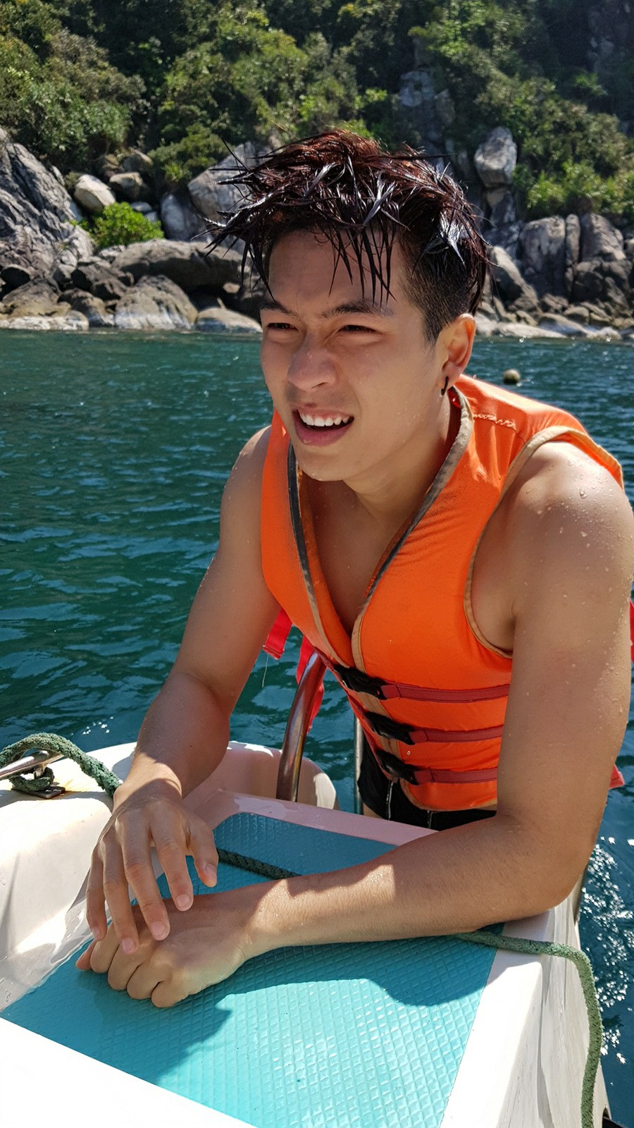 Nhìn bờ vai Thái Bình Dương của 3 chàng trai này mà cô gái nào cũng mong được tựa đầu vào dù chỉ một lần - Ảnh 9. Nhìn bờ vai Thái Bình Dương của 3 chàng trai này mà cô gái nào cũng mong được tựa đầu vào dù chỉ một lần - Ảnh 9.