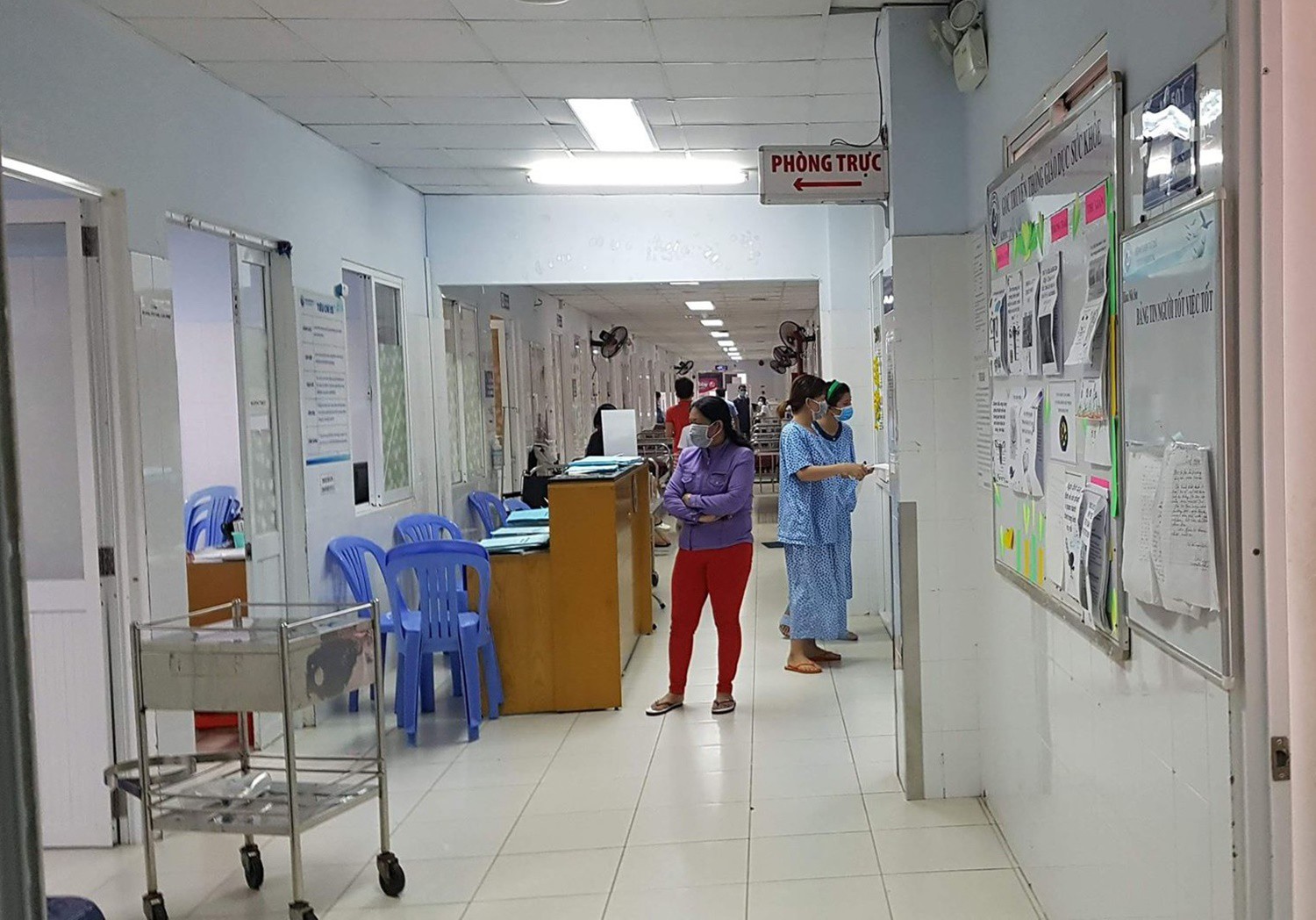 Bệnh viện Từ Dũ không nhận bệnh nhân mới sau khi 16 người dương tính với cúm A/H1N1 - Ảnh 1. Bệnh viện Từ Dũ không nhận bệnh nhân mới sau khi 16 người dương tính với cúm A/H1N1 - Ảnh 1.