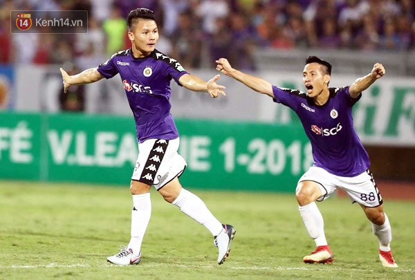 Quang Hải U23 ghi siêu phẩm đá phạt, Hà Nội FC lập kỷ lục 11 trận bất bại - Ảnh 5.