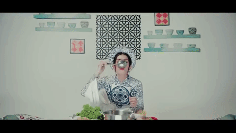 BB Trần bắt tay Thuận Nguyễn và Hải Triều biến Bùa yêu ma mị thành chuỗi hài kịch cười đau bụng - Ảnh 7. BB Trần bắt tay Thuận Nguyễn và Hải Triều biến Bùa yêu ma mị thành chuỗi hài kịch cười đau bụng - Ảnh 7.