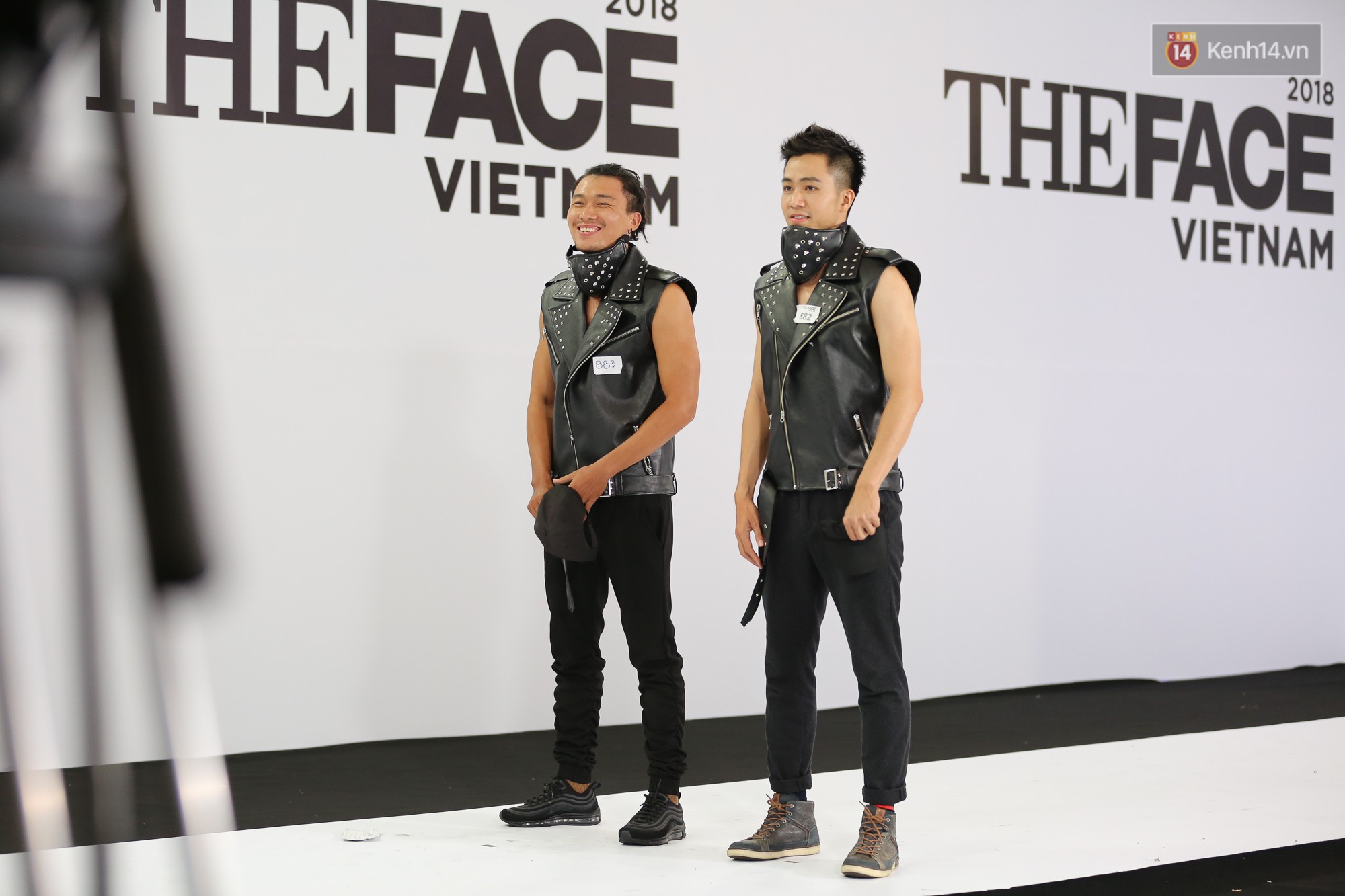 The Face thi hình thể: Trai xinh gái đẹp khoe body hấp dẫn, có thí sinh đầu tiên ngất xỉu - Ảnh 19. The Face thi hình thể: Trai xinh gái đẹp khoe body hấp dẫn, có thí sinh đầu tiên ngất xỉu - Ảnh 19.