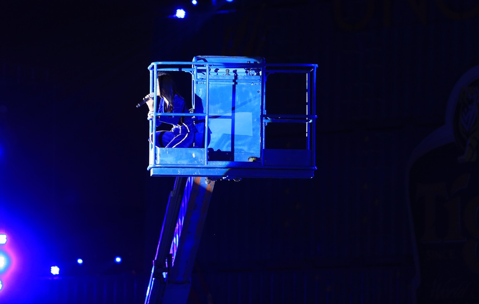 img8882-crop-15280502393281204476264.jpg