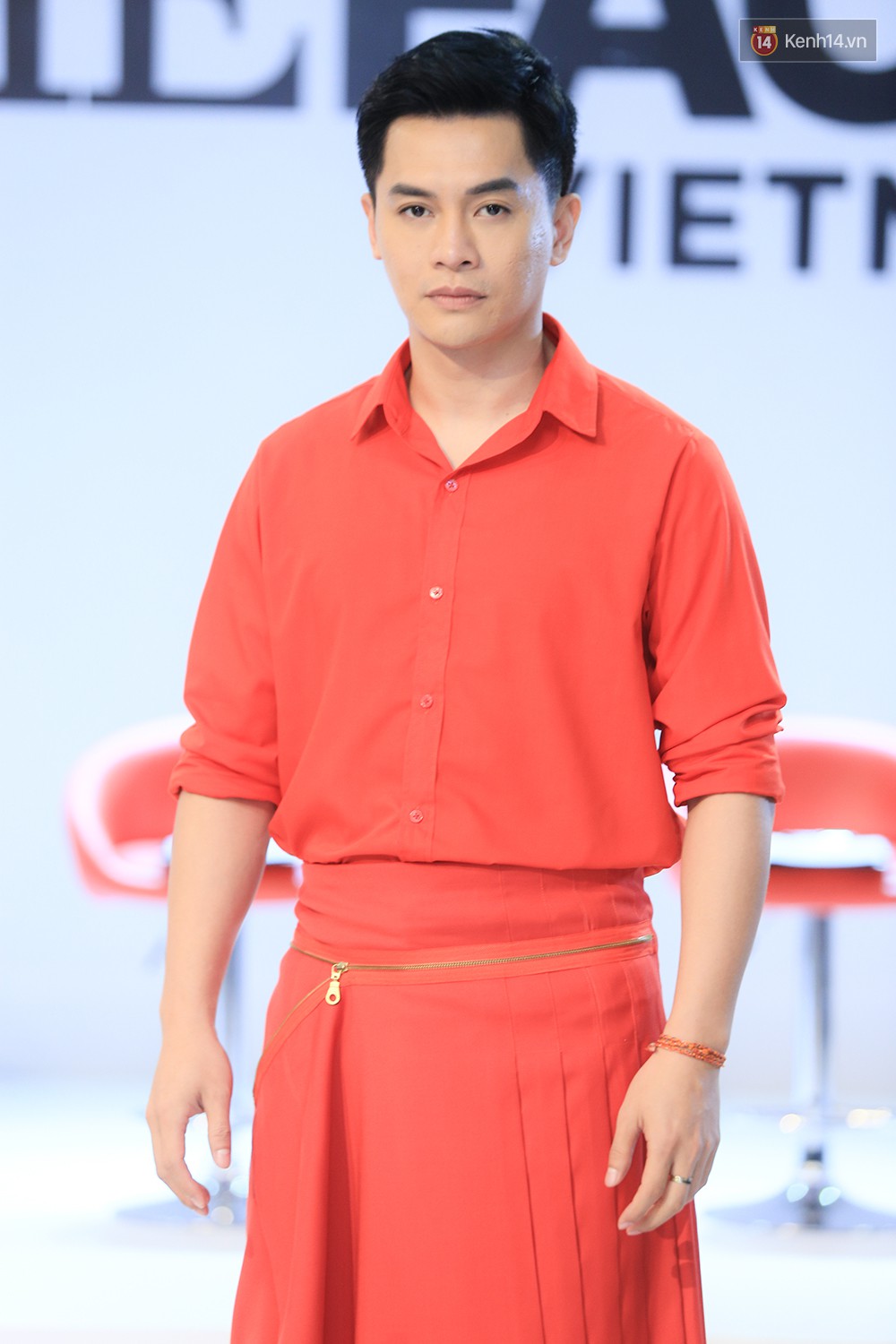 Thanh Hằng đeo đồng hồ 2 tỷ, Võ Hoàng Yến “ton sur ton” Nam Trung tại casting The Face ở Hà Nội - Ảnh 9. Thanh Hằng đeo đồng hồ 2 tỷ, Võ Hoàng Yến “ton sur ton” Nam Trung tại casting The Face ở Hà Nội - Ảnh 9.