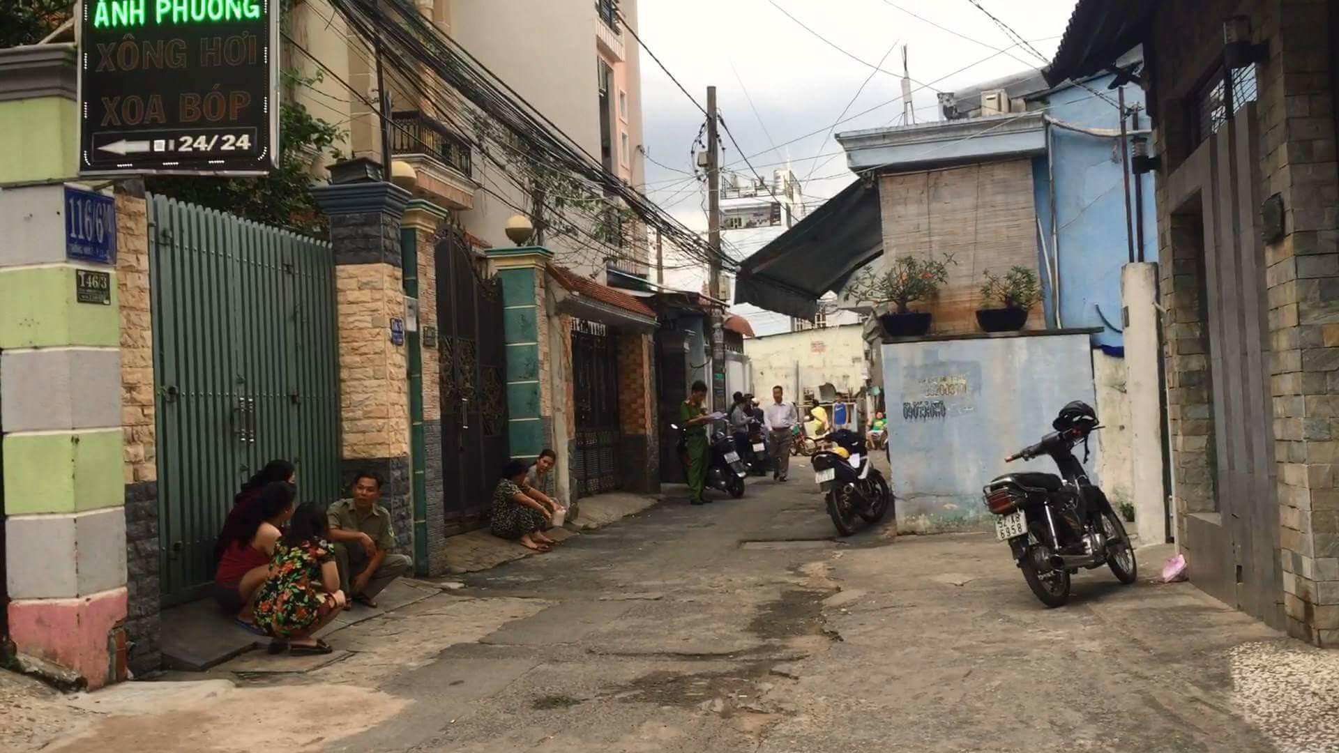 Mẹ của cô gái bị bạn trai cũ giết hại rồi phân xác ở Sài Gòn: “Tôi từng mua xe và mở cửa hàng cho nó, sao nó nỡ nhẫn tâm với con tôi” - Ảnh 6. Mẹ của cô gái bị bạn trai cũ giết hại rồi phân xác ở Sài Gòn: “Tôi từng mua xe và mở cửa hàng cho nó, sao nó nỡ nhẫn tâm với con tôi” - Ảnh 6.