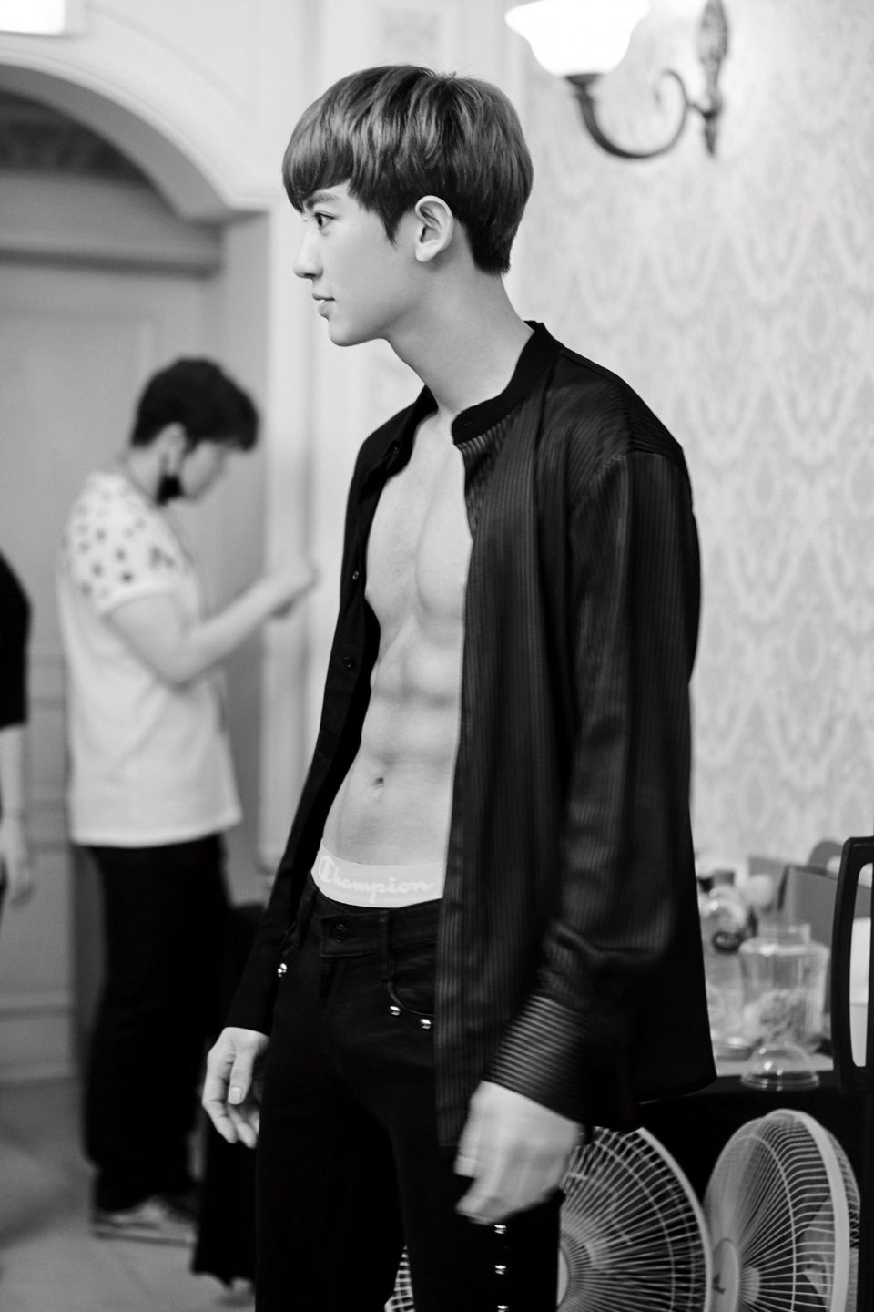 chanyeol-2-15282106969621439050880.jpg