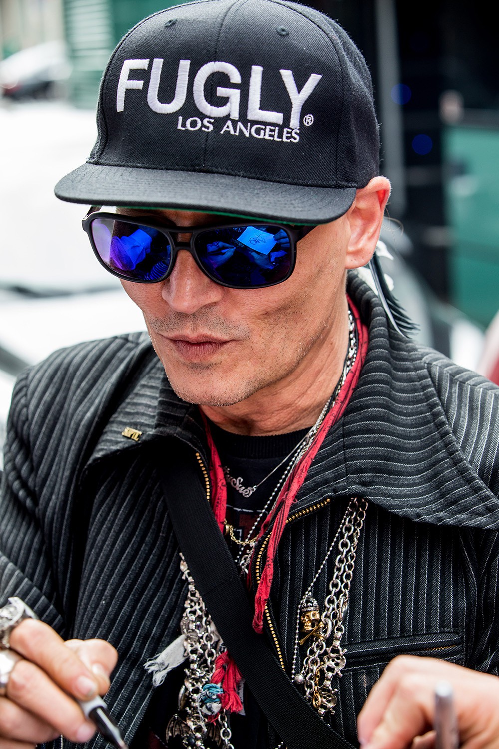 Trước khi trở nên tiều tụy, Johnny Depp cũng từng soái hết phần thiên hạ ít nhất cũng 5 phen! - Ảnh 1. Trước khi trở nên tiều tụy, Johnny Depp cũng từng soái hết phần thiên hạ ít nhất cũng 5 phen! - Ảnh 1.