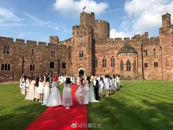 Cận cảnh đám cưới cổ tích tại lâu đài Anh của cặp mỹ nam hot nhất nhì châu Á - Ảnh 15.