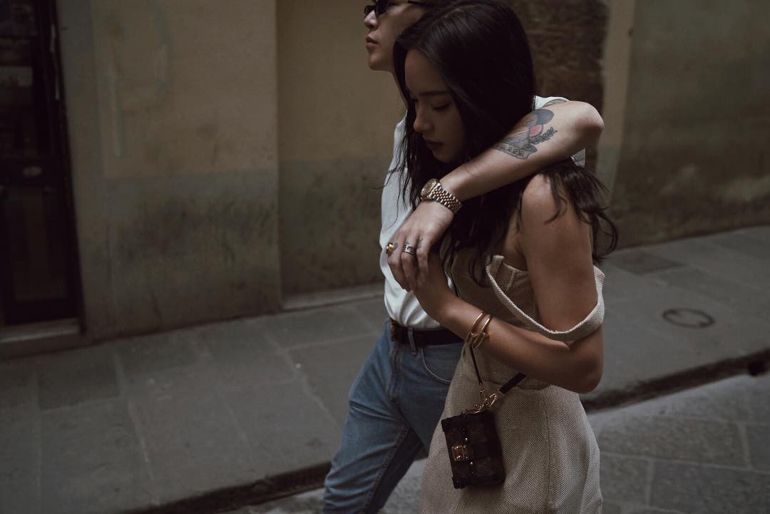 Decao đăng ảnh tình bể tình viết caption như ảnh cưới, Châu Bùi mạnh miệng đáp cầu hôn đi - Ảnh 6. Decao đăng ảnh tình bể tình viết caption như ảnh cưới, Châu Bùi mạnh miệng đáp cầu hôn đi - Ảnh 6.