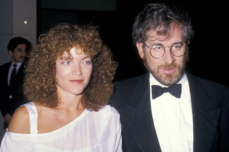 amy-irving-steven-spielberg-1528298575645433241847.jpg