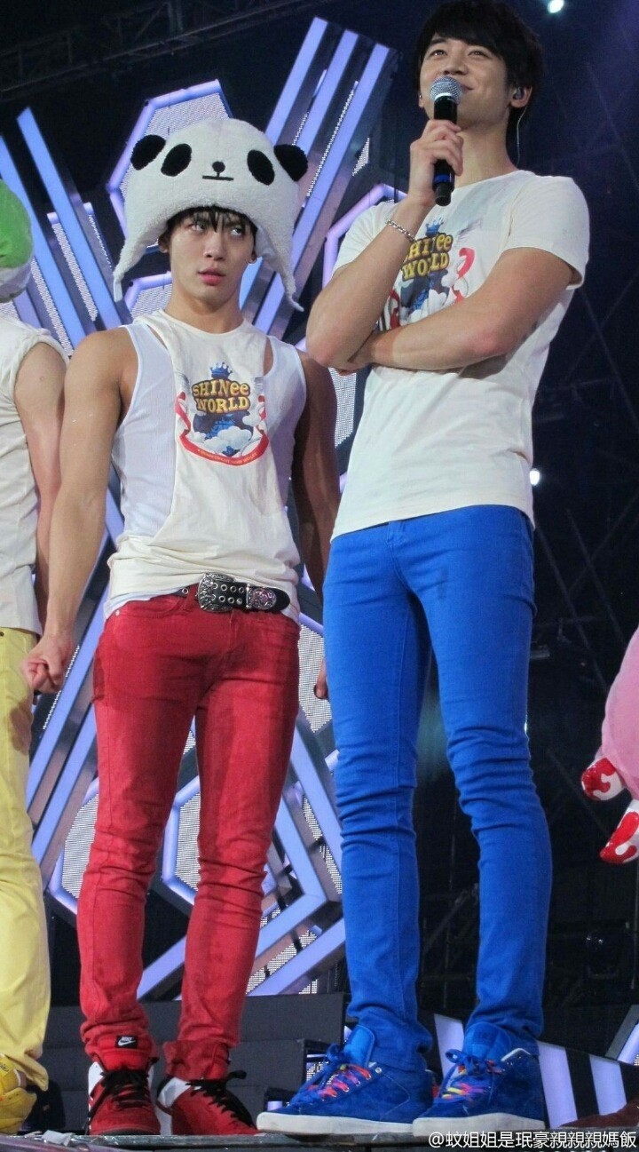 shinee-1-15283833457701132626706.jpg