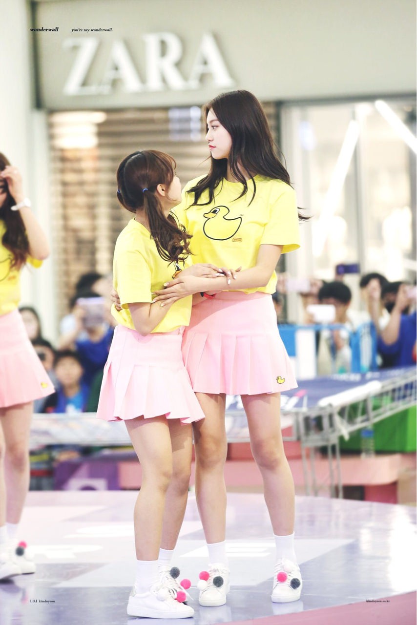 weki-meki-1-1528383345792987510544.jpg