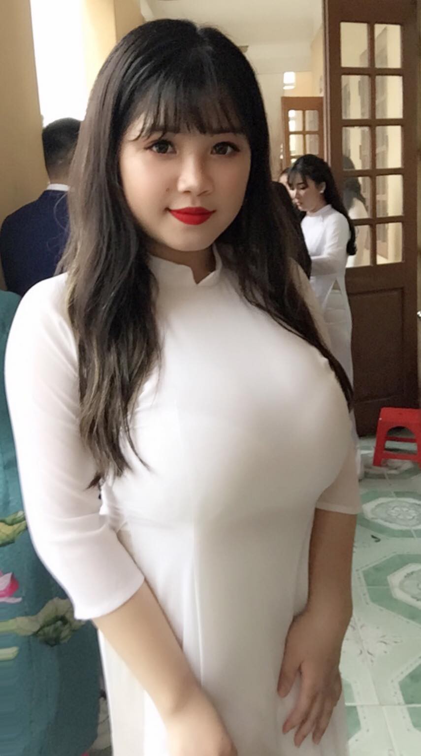Nữ sinh Hải Dương sở hữu vòng 1 hơn 110cm chia sẻ cảm xúc lần đầu tiên mặc áo dài - Ảnh 6. Nữ sinh Hải Dương sở hữu vòng 1 hơn 110cm chia sẻ cảm xúc lần đầu tiên mặc áo dài - Ảnh 6.